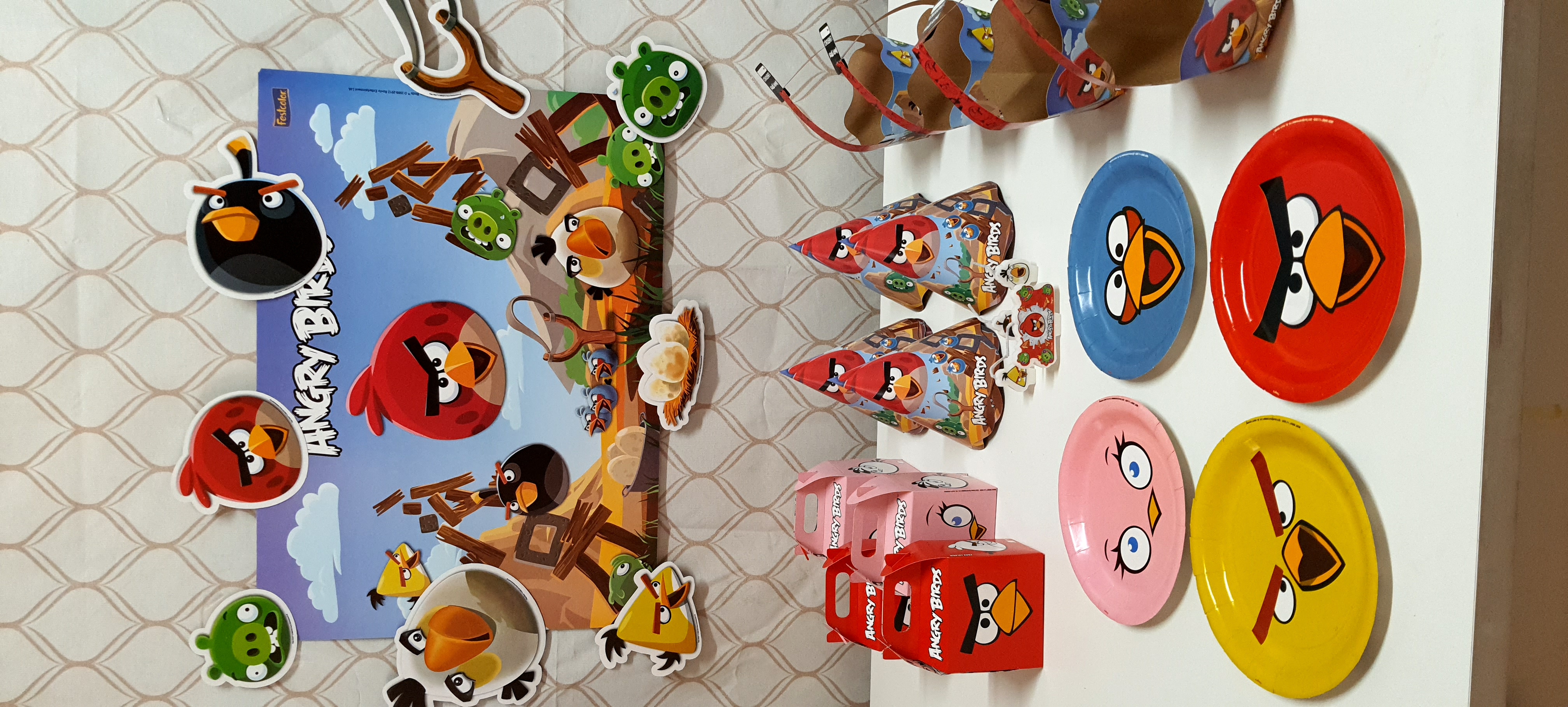 KIT ANGRY BIRDS com cachepot festcolor